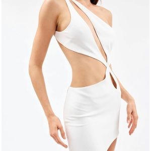 Brand new Monot white sexy asymmetrical hem cut out mini dress Size 4